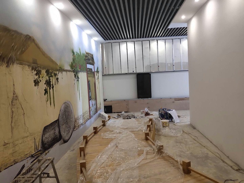 中億?；?dòng)滑軌屏助力山東菏澤黨建館打造智能滑軌系統(tǒng)